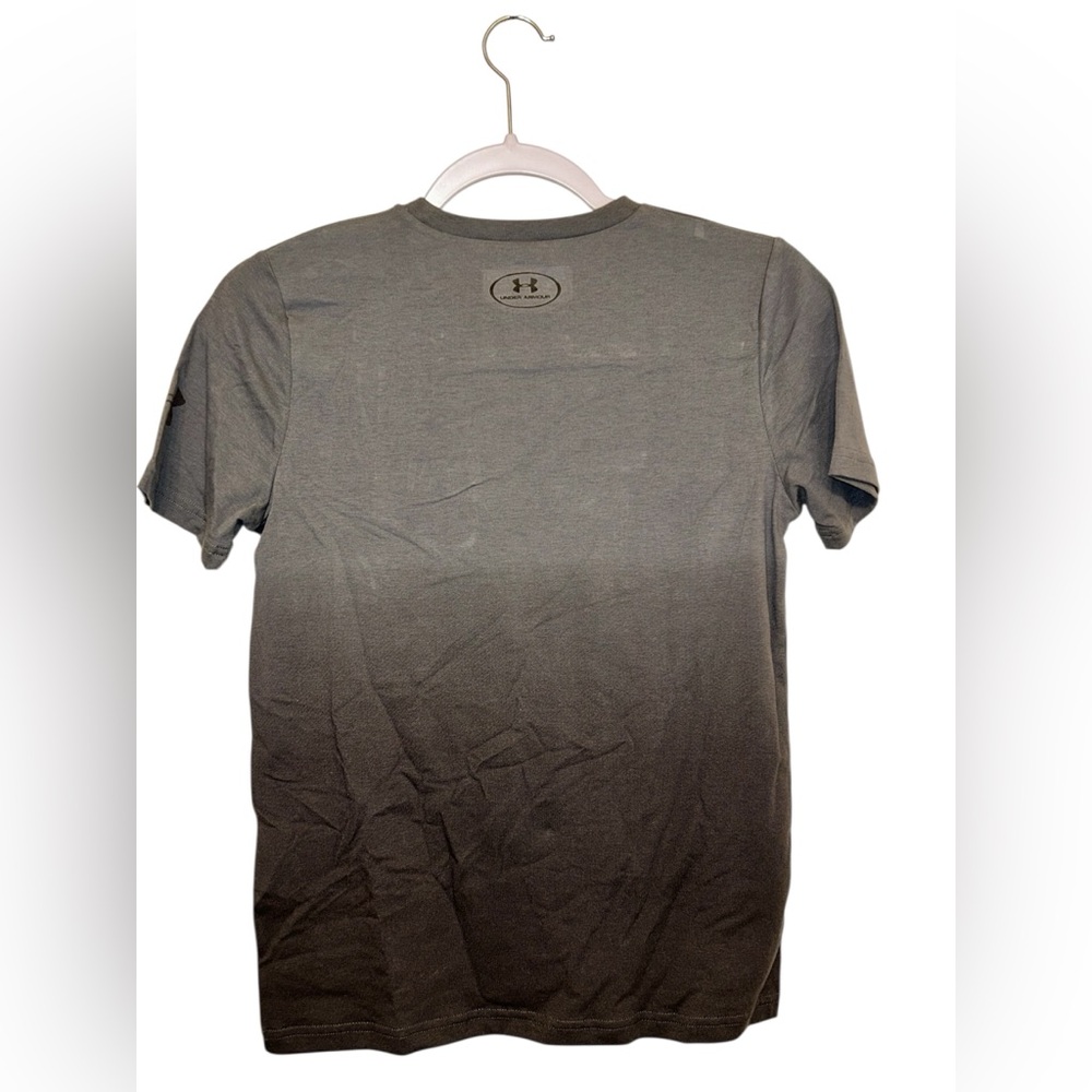 Under Armour Gray Short Sleeve Tee with Bull Logo | Dwayne Johnson Collaboration - Picture 5 of 12